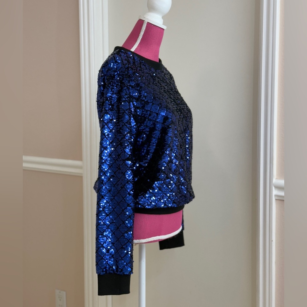 iiJin Women’s Blue & Black Sequin Pullover Sweater - Size Medium